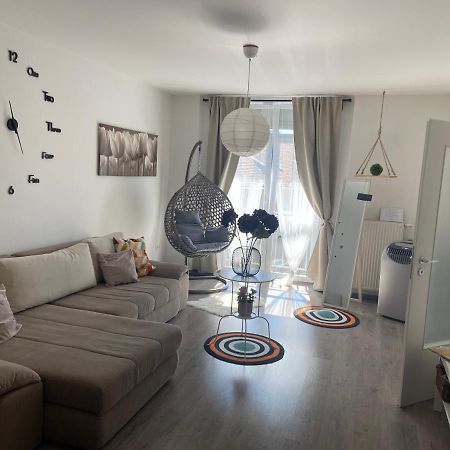 Gyoengy Apartman Sopron Exterior photo